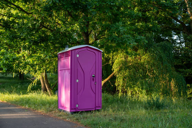 Best Portable toilet rental cost  in Maple Bluff, WI