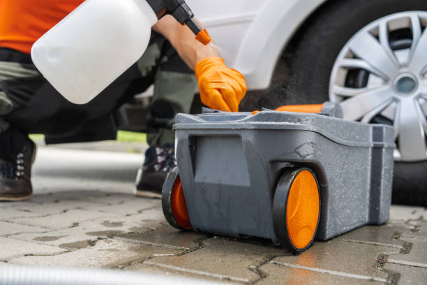 Best Affordable portable toilet rental  in Maple Bluff, WI